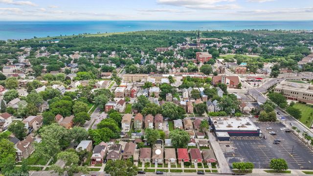 8219 S Muskegon Avenue, Chicago, IL 60617