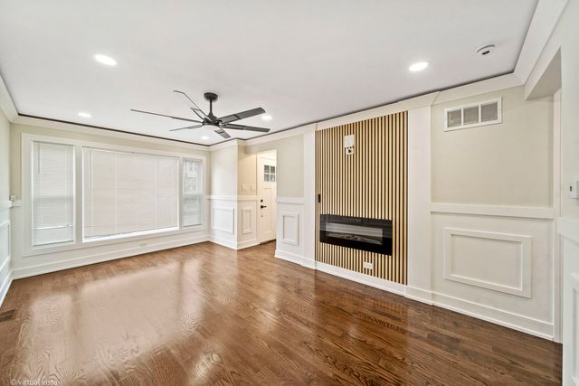 8219 S Muskegon Avenue, Chicago, IL 60617