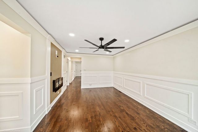 8219 S Muskegon Avenue, Chicago, IL 60617