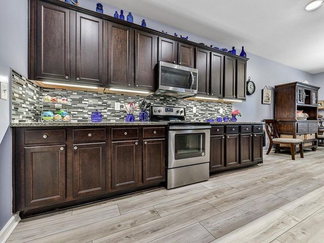 45 Stable Gate Drive, Cartersville, GA 30120