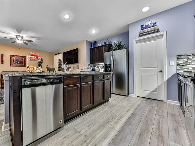 45 Stable Gate Drive, Cartersville, GA 30120