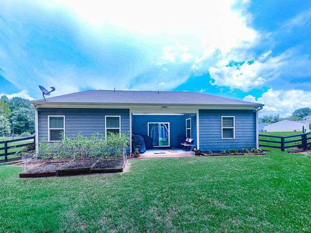 45 Stable Gate Drive, Cartersville, GA 30120