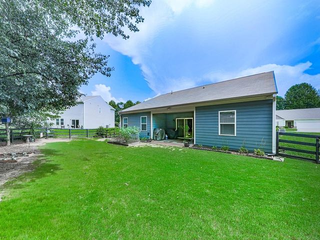 45 Stable Gate Drive, Cartersville, GA 30120