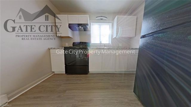 610 Hawthorne Avenue B, High Point, NC 27262