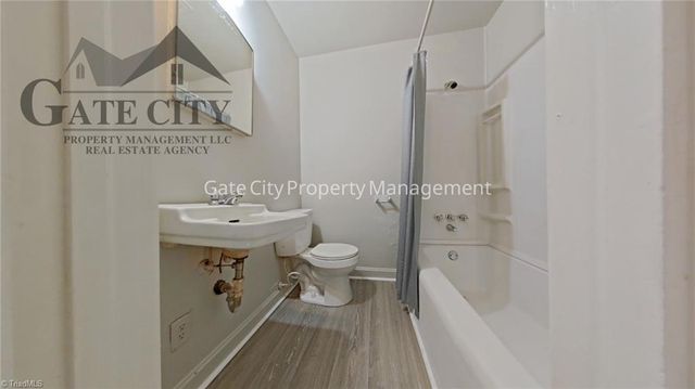 610 Hawthorne Avenue B, High Point, NC 27262