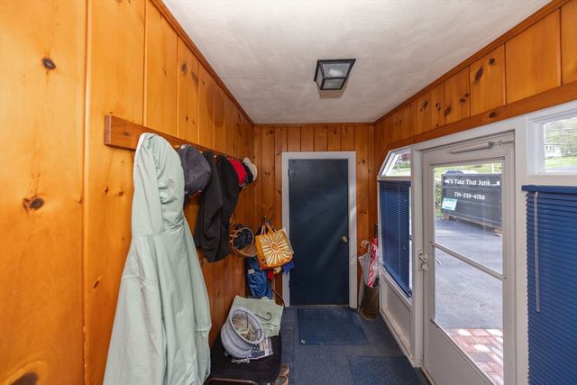 20 Knollwood Rd, Paxton, MA 01612
