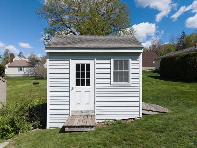 20 Knollwood Rd, Paxton, MA 01612