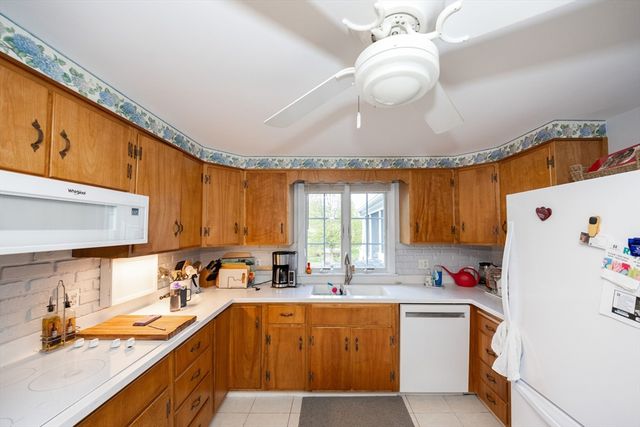 20 Knollwood Rd, Paxton, MA 01612