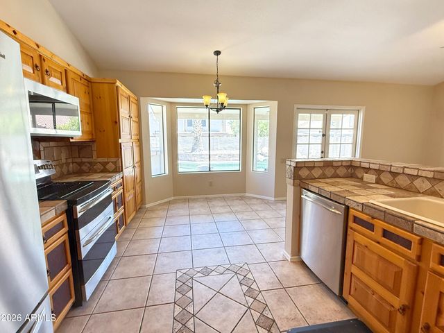 1211 E Drake Drive, Tempe, AZ 85283