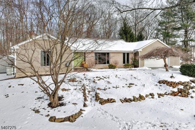 311 North Polktown Road, Bethlehem Twp., NJ 08826