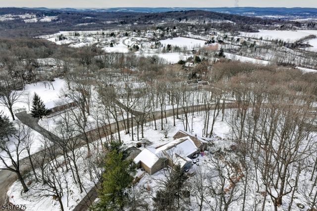 311 North Polktown Road, Bethlehem Twp., NJ 08826