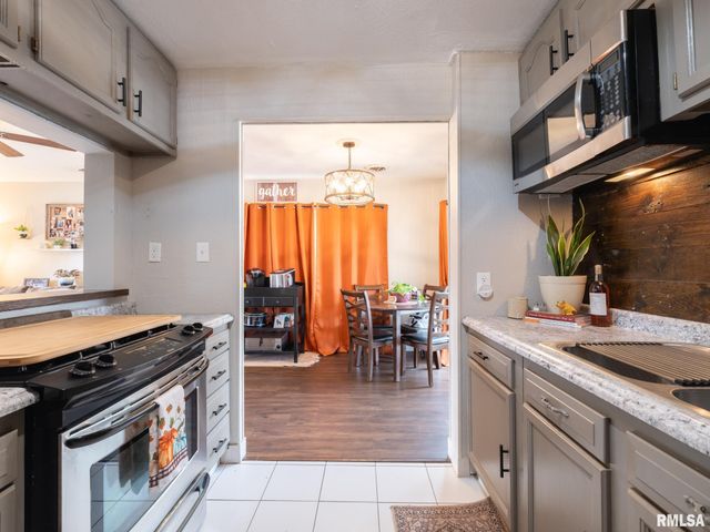 105 RADISSON Road, Marquette Heights, IL 61554