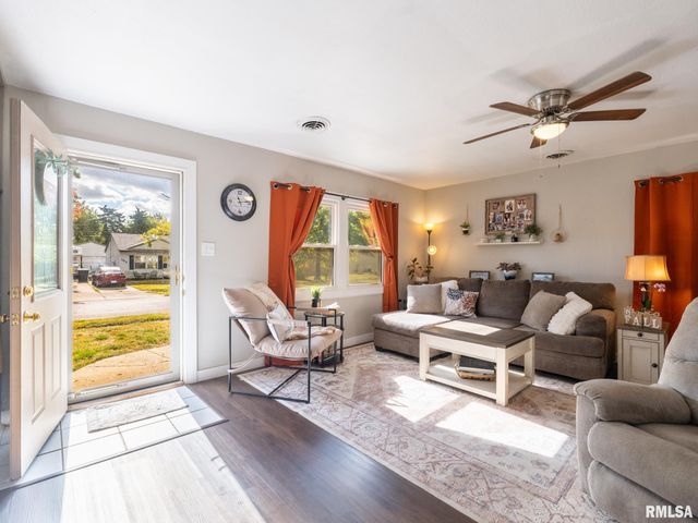 105 RADISSON Road, Marquette Heights, IL 61554