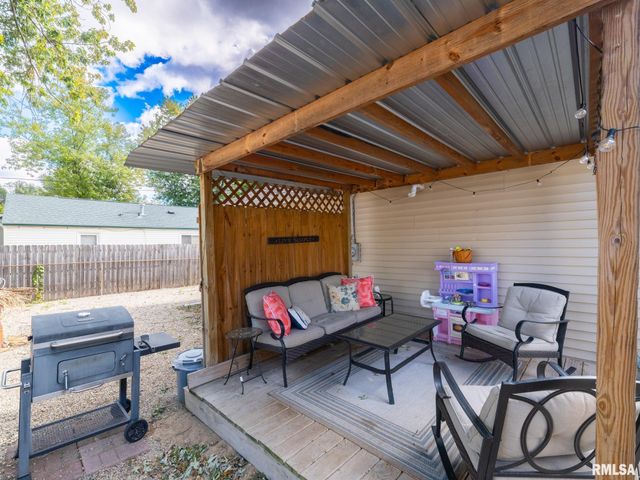 105 RADISSON Road, Marquette Heights, IL 61554