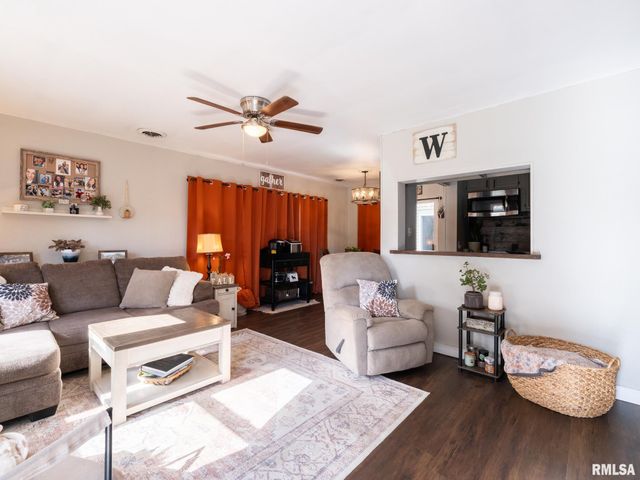 105 RADISSON Road, Marquette Heights, IL 61554