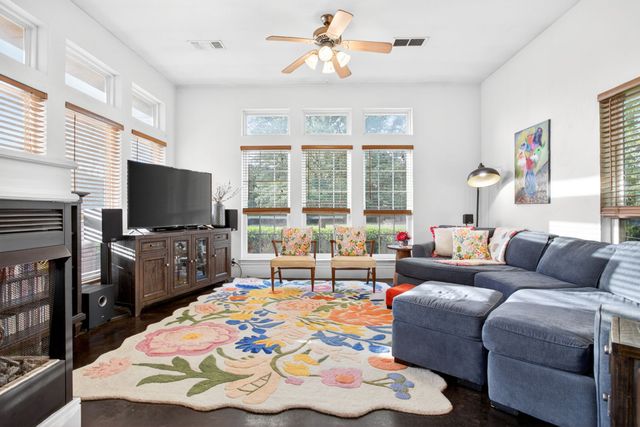 6813 Running Deer Court, Granbury, TX 76049
