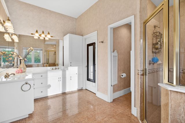 6813 Running Deer Court, Granbury, TX 76049