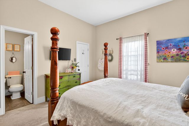 6813 Running Deer Court, Granbury, TX 76049