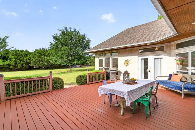 6813 Running Deer Court, Granbury, TX 76049
