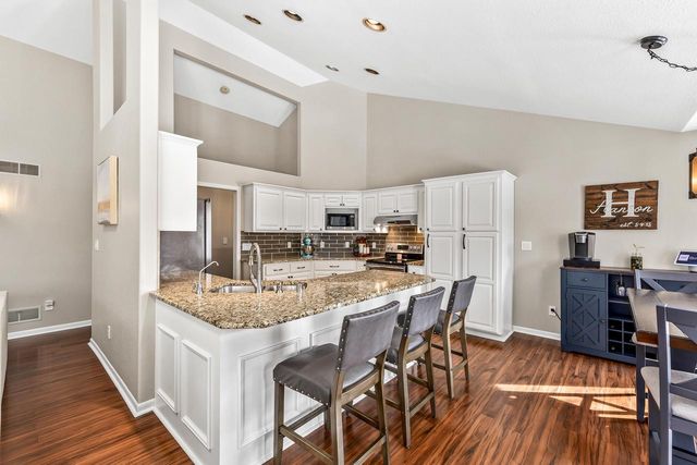 1118 Riverwalk COURT, Pewaukee, WI 53072