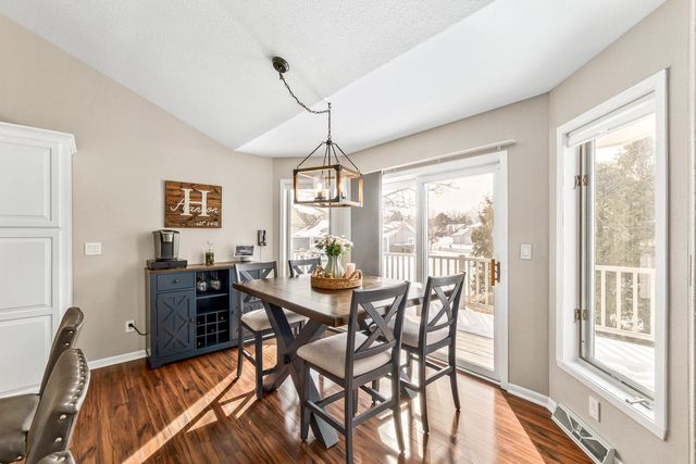 1118 Riverwalk COURT, Pewaukee, WI 53072