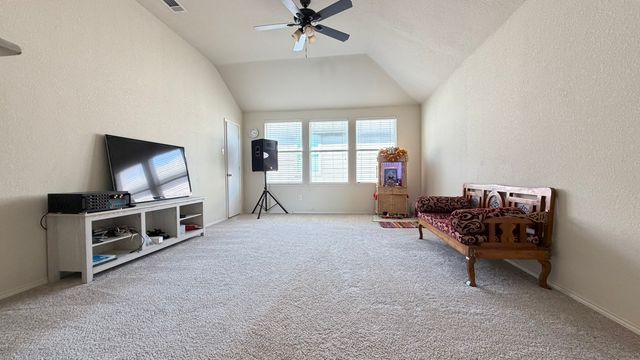 9208 Conestoga Drive, Fort Worth, TX 76131