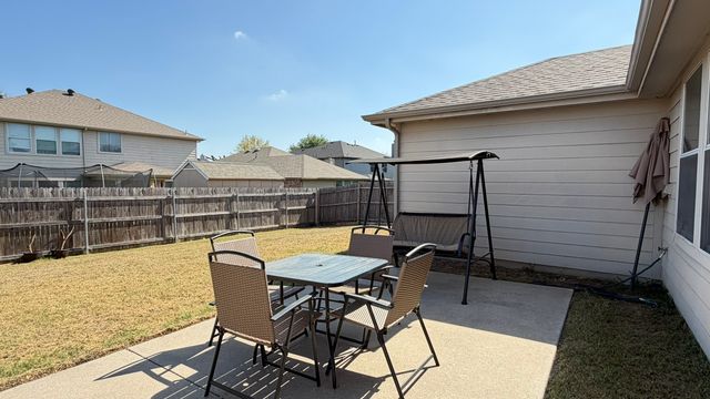 9208 Conestoga Drive, Fort Worth, TX 76131