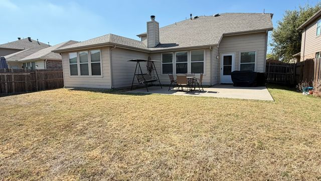 9208 Conestoga Drive, Fort Worth, TX 76131