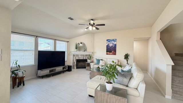 9208 Conestoga Drive, Fort Worth, TX 76131