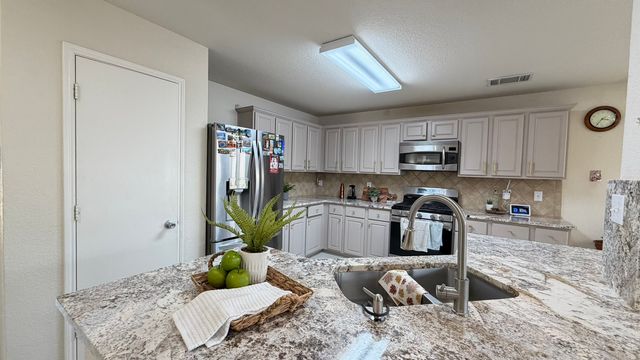 9208 Conestoga Drive, Fort Worth, TX 76131