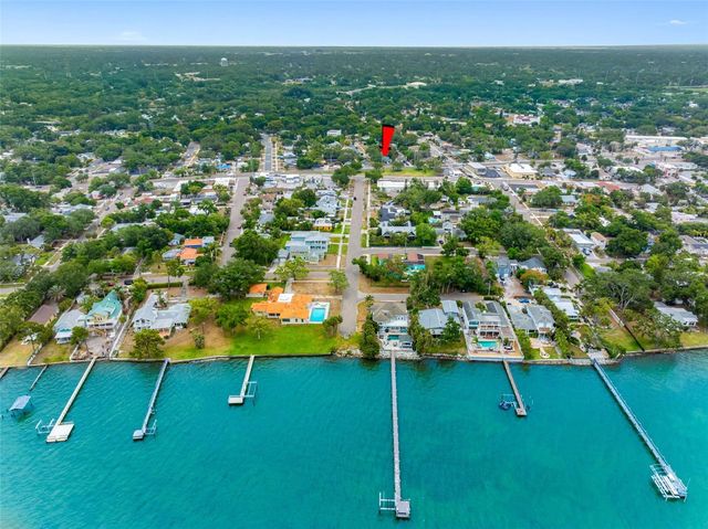 1005 APACHE TRAIL, Clearwater, FL 33755