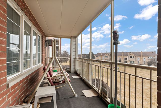 7935 Trinity Circle 1SE, Tinley Park, IL 60487