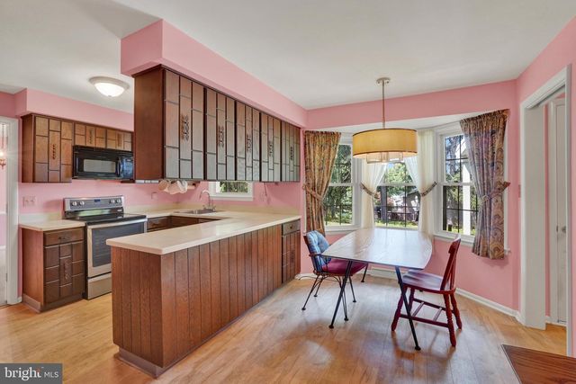 760 PINEHURST RD, York, PA 17402