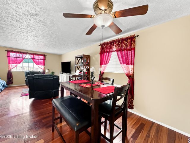3714 Hillview Blvd, Louisville, KY 40229