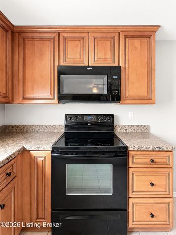 3714 Hillview Blvd, Louisville, KY 40229