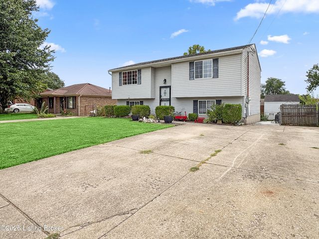 3714 Hillview Blvd, Louisville, KY 40229