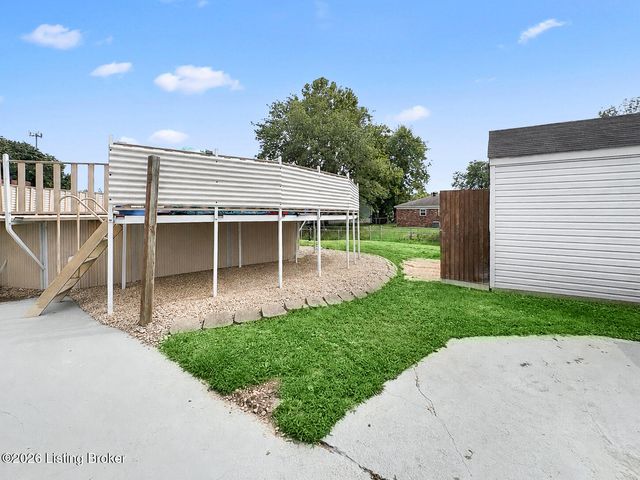 3714 Hillview Blvd, Louisville, KY 40229