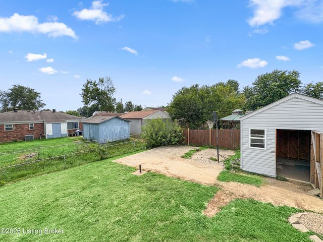 3714 Hillview Blvd, Louisville, KY 40229
