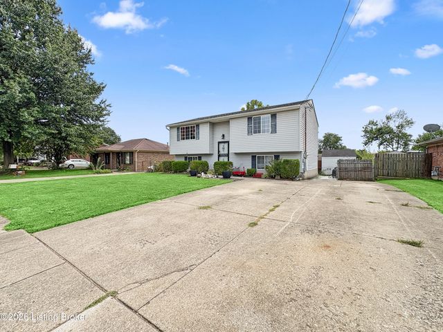 3714 Hillview Blvd, Louisville, KY 40229