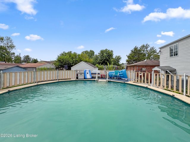 3714 Hillview Blvd, Louisville, KY 40229