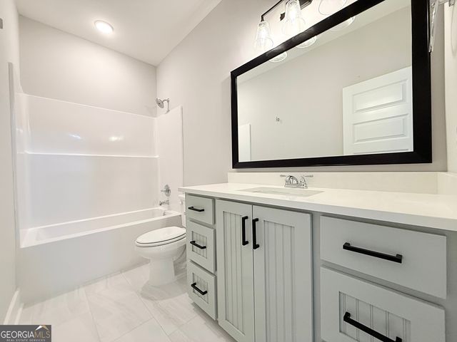 125 Pin Oak Lane, Statesboro, GA 30458