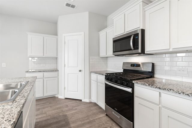 5420 Gold Pond Drive, Fort Worth, TX 76179