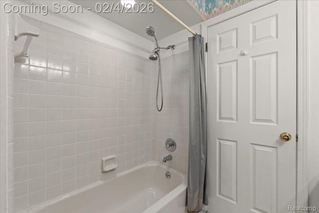 42158 Blossom Lane 44, Clinton Charter Township, MI 48038