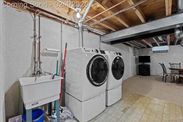 42158 Blossom Lane 44, Clinton Charter Township, MI 48038