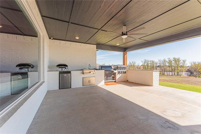 2063 County Road 1336, Blanchard, OK 73010