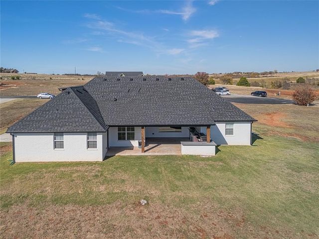 2063 County Road 1336, Blanchard, OK 73010