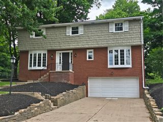 339 Turngate Dr, Bethel Park, PA 15102