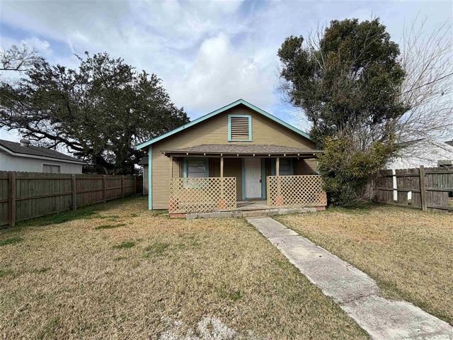 516 W Lyons St Street, Sulphur, LA 70663