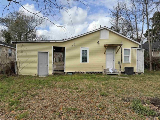 516 W Lyons St Street, Sulphur, LA 70663