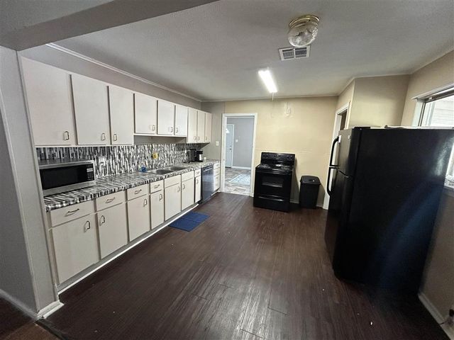 516 W Lyons St Street, Sulphur, LA 70663